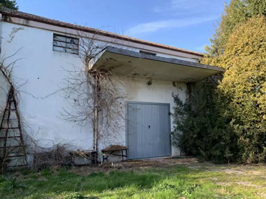 locale di sgombero in vendita a Poggio Renatico in zona Coronella