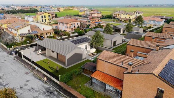 casa indipendente in vendita a Poggio Renatico