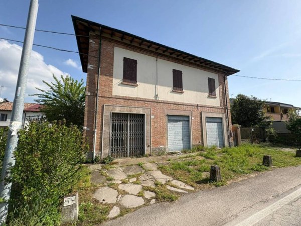 casa indipendente in vendita a Poggio Renatico in zona Chiesa Nuova