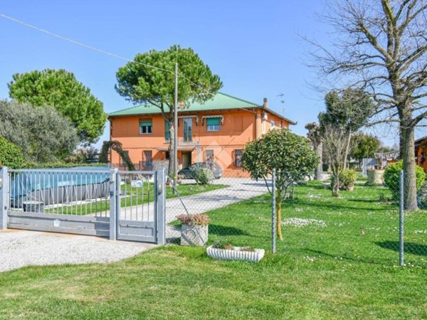 appartamento in vendita a Poggio Renatico in zona Gallo
