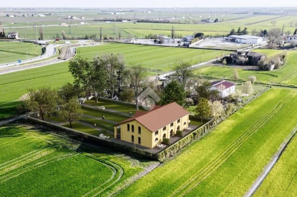 casa indipendente in vendita a Poggio Renatico in zona Chiesa Nuova
