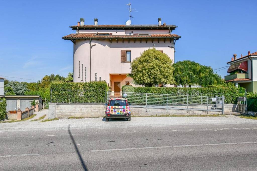 appartamento in vendita a Poggio Renatico in zona Gallo