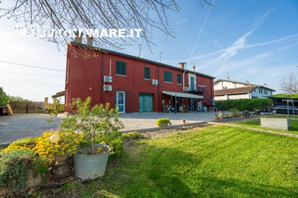 casa indipendente in vendita a Portomaggiore