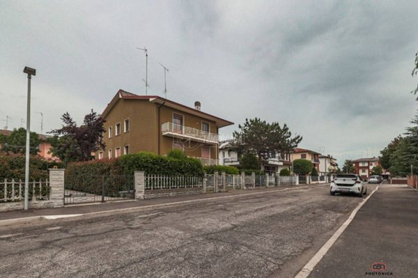 casa indipendente in vendita a Portomaggiore