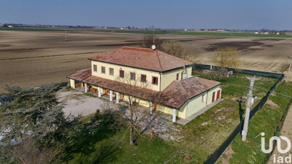 casa indipendente in vendita a Portomaggiore in zona Portoverrara