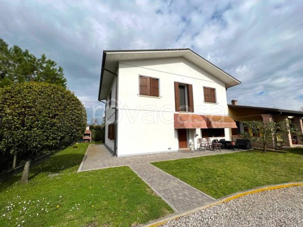 casa indipendente in vendita a Portomaggiore