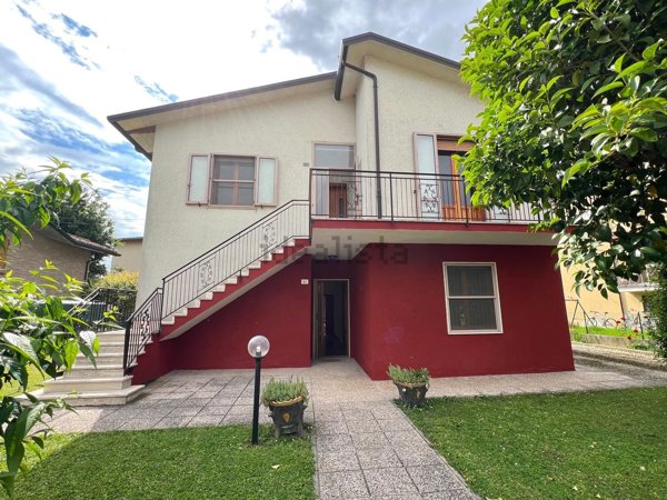 casa indipendente in vendita a Portomaggiore