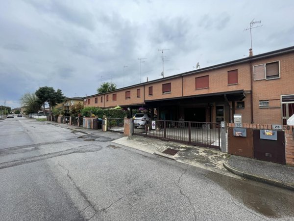 casa indipendente in vendita a Portomaggiore in zona Quartiere