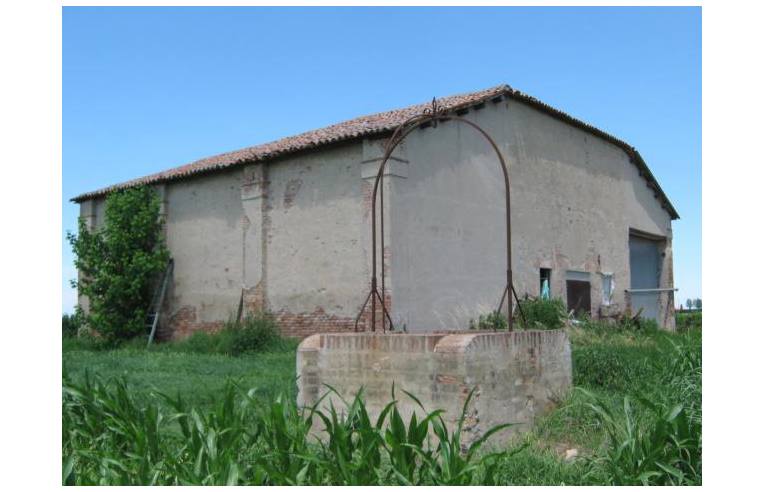 casa indipendente in vendita a Portomaggiore