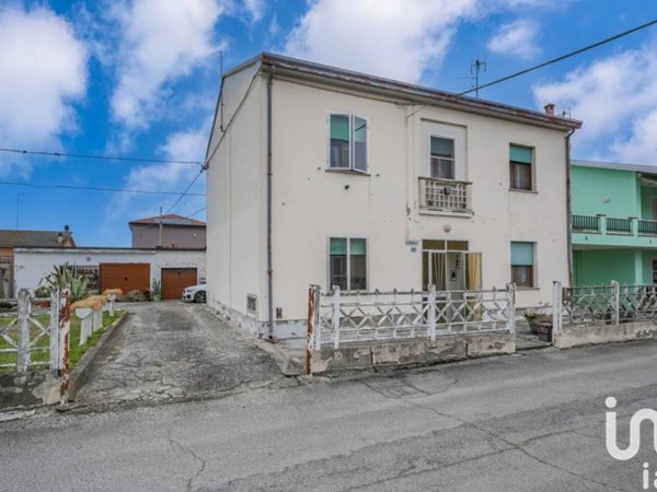 casa indipendente in vendita a Portomaggiore in zona Portoverrara