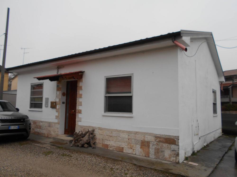 casa indipendente in vendita a Portomaggiore in zona Portoverrara