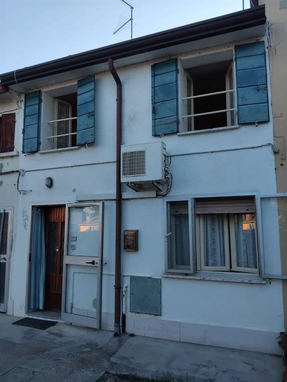 casa indipendente in vendita a Portomaggiore in zona Ripapersico