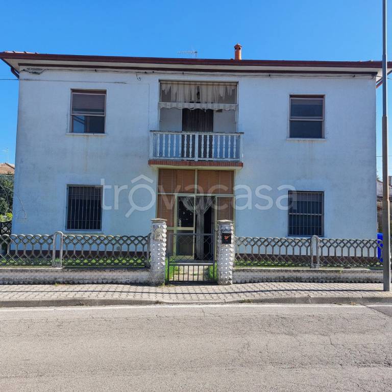 appartamento in vendita a Portomaggiore in zona Gambulaga