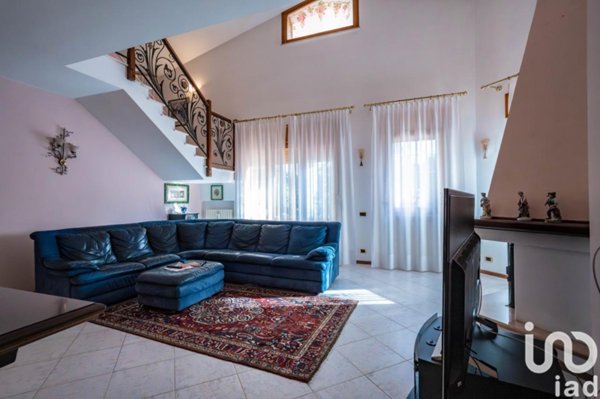 casa indipendente in vendita a Portomaggiore