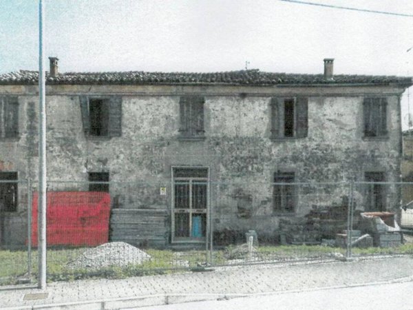 esavano in vendita a Portomaggiore in zona Gambulaga