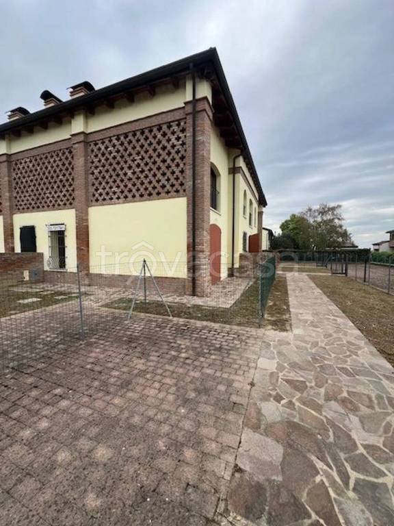casa indipendente in vendita a Portomaggiore