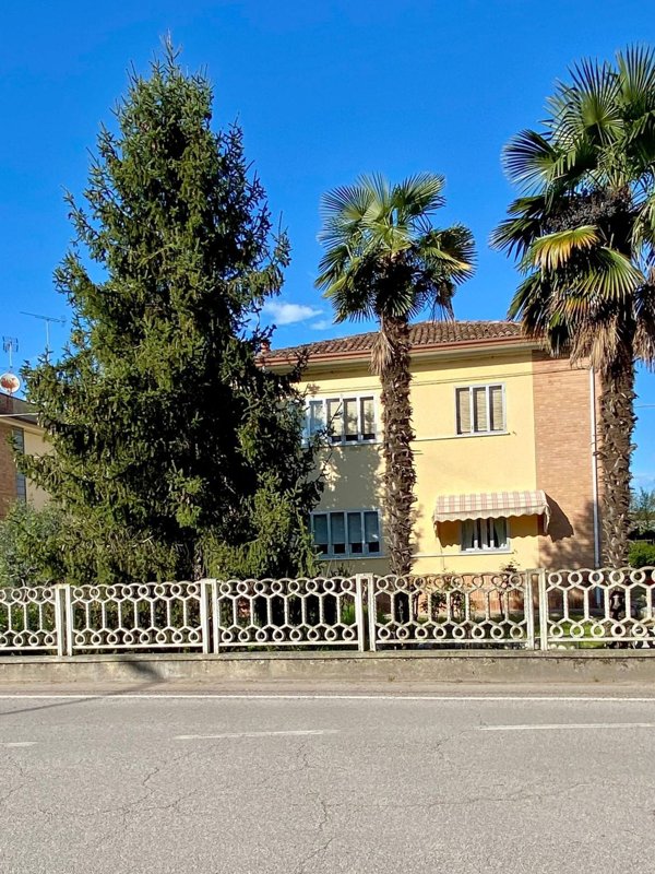 casa indipendente in vendita a Portomaggiore