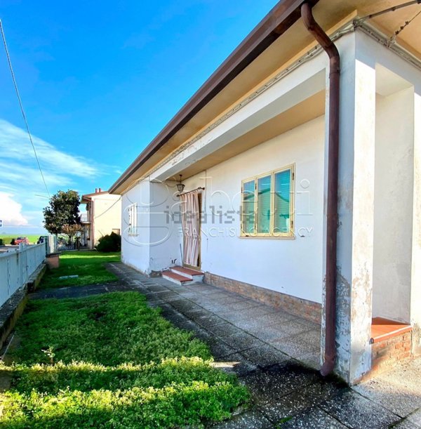 casa indipendente in vendita a Portomaggiore in zona Gambulaga