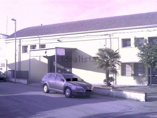 locale di sgombero in vendita a Portomaggiore