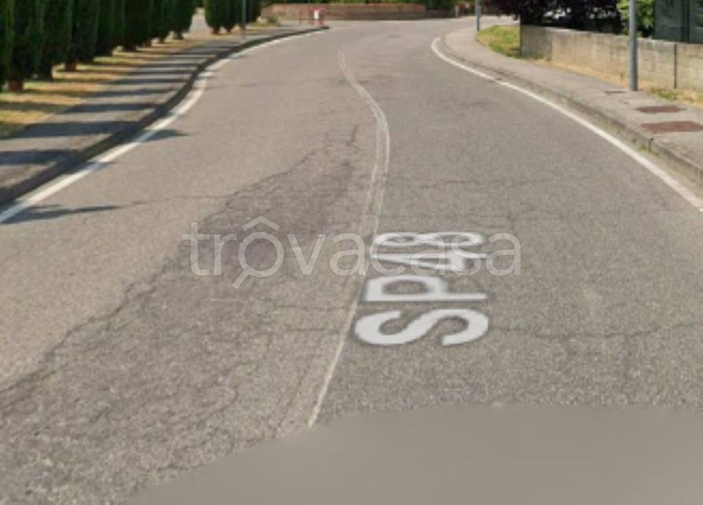 locale commerciale in vendita a Portomaggiore