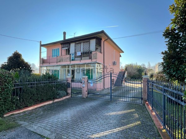 casa indipendente in vendita a Portomaggiore