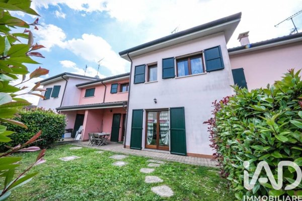 casa indipendente in vendita a Portomaggiore