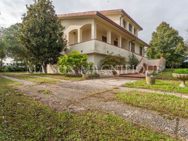 casa indipendente in vendita a Portomaggiore