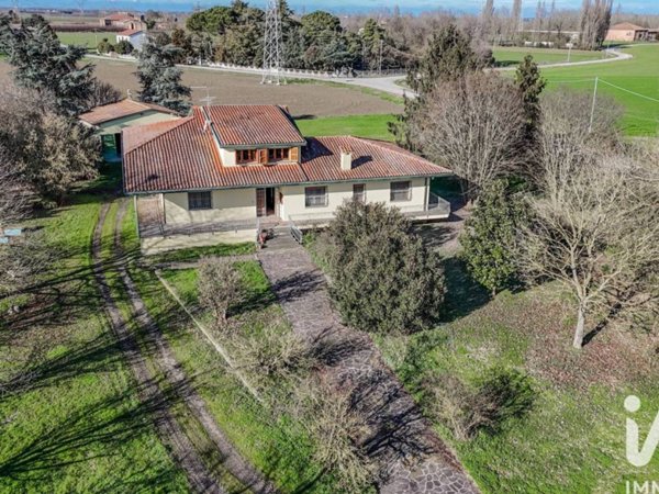 casa indipendente in vendita a Portomaggiore