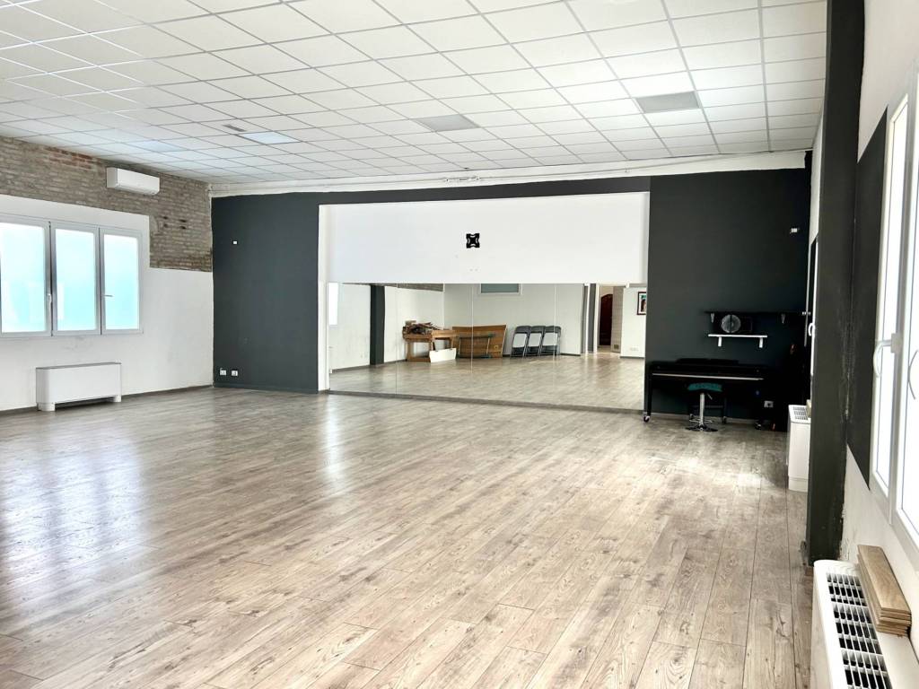 negozio in vendita a Portomaggiore