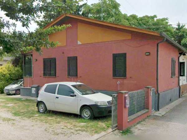 casa indipendente in vendita a Portomaggiore