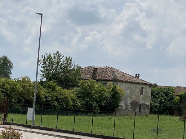 casa indipendente in vendita a Portomaggiore in zona Maiero