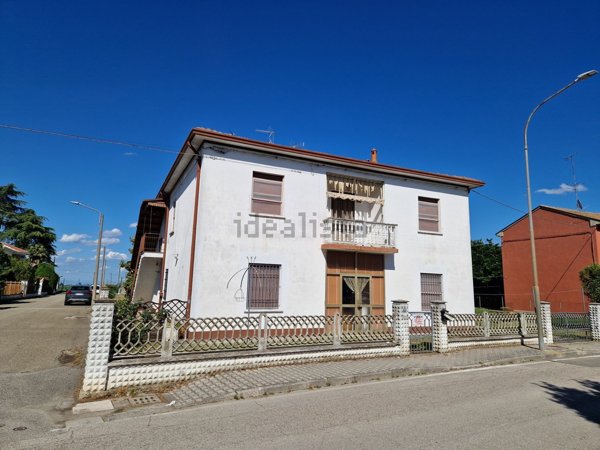 casa indipendente in vendita a Portomaggiore in zona Gambulaga