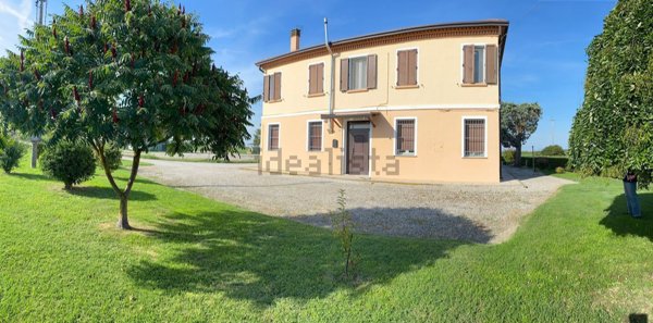 casa indipendente in vendita a Portomaggiore
