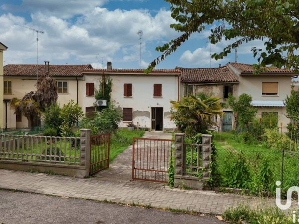 casa indipendente in vendita a Portomaggiore