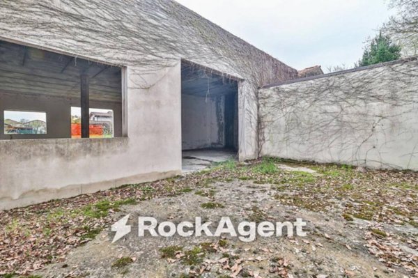 casa indipendente in vendita a Portomaggiore in zona Ripapersico
