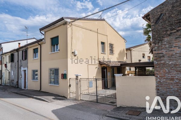 casa indipendente in vendita a Portomaggiore