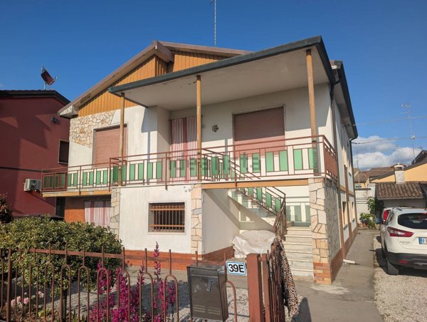 casa indipendente in vendita a Portomaggiore in zona Maiero