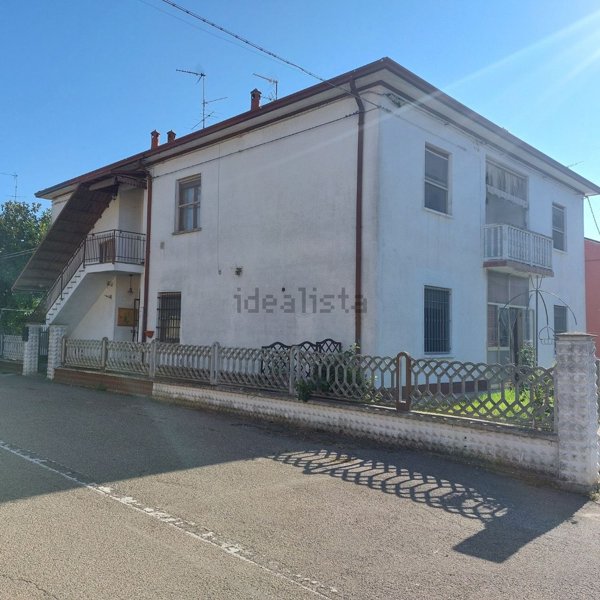 casa indipendente in vendita a Portomaggiore