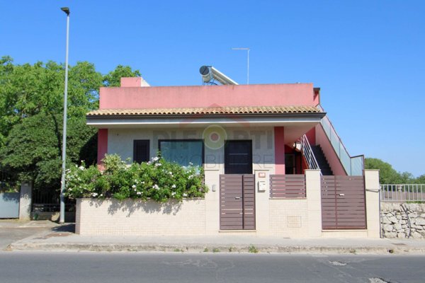 casa indipendente in vendita a Portomaggiore