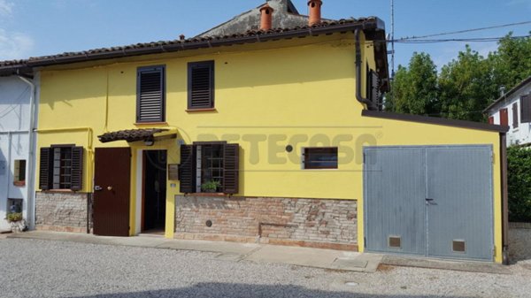 casa indipendente in vendita a Vigarano Mainarda