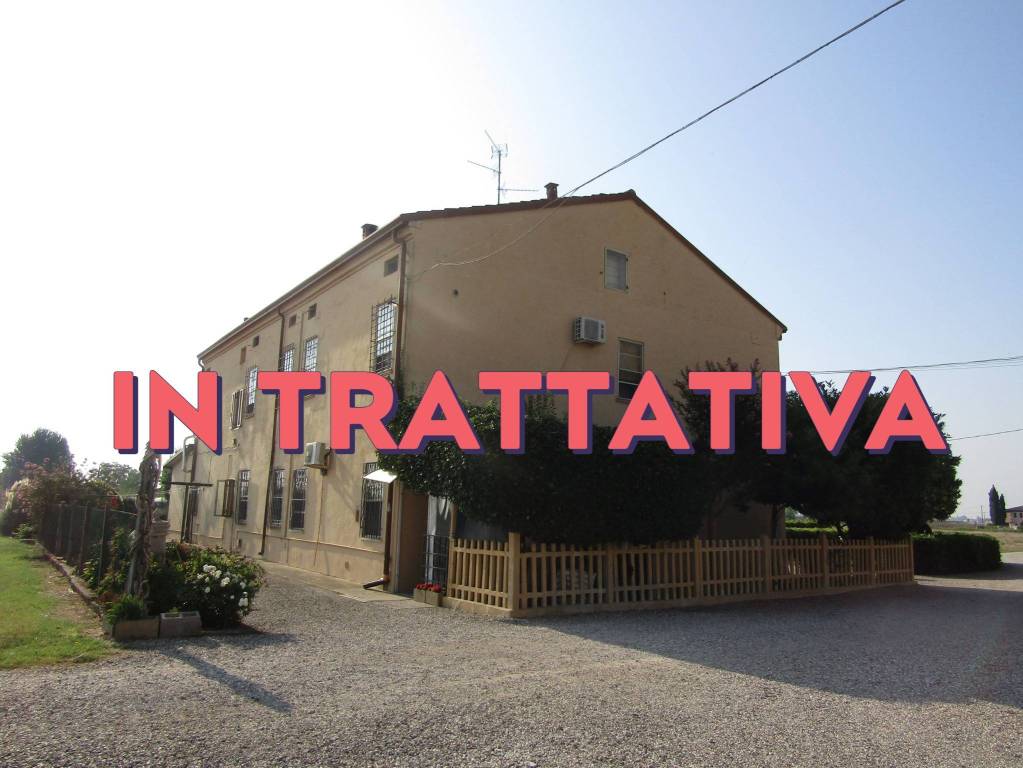 casa indipendente in vendita a Vigarano Mainarda in zona Tortiola