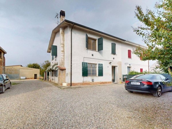 casa indipendente in vendita a Vigarano Mainarda