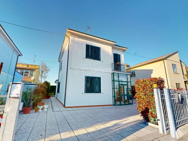 casa indipendente in vendita a Vigarano Mainarda