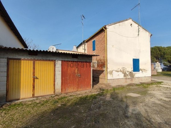 casa indipendente in vendita a Vigarano Mainarda