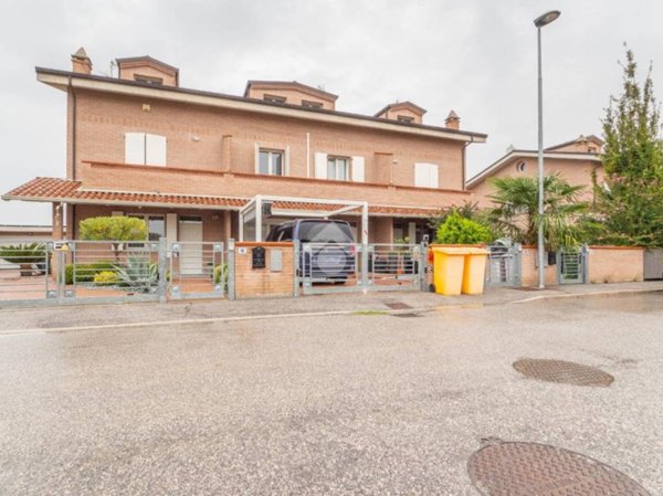 casa indipendente in vendita a Vigarano Mainarda