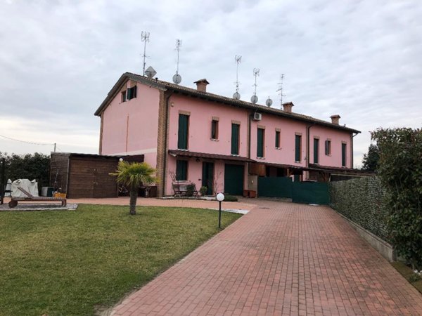 casa indipendente in vendita a Vigarano Mainarda