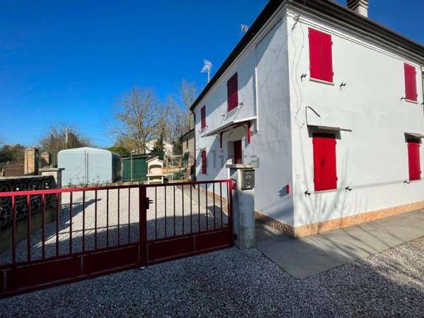 casa indipendente in vendita a Vigarano Mainarda
