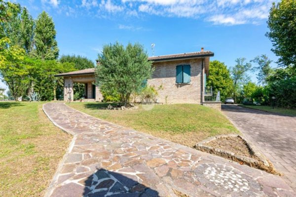 casa indipendente in vendita a Vigarano Mainarda in zona Tortiola