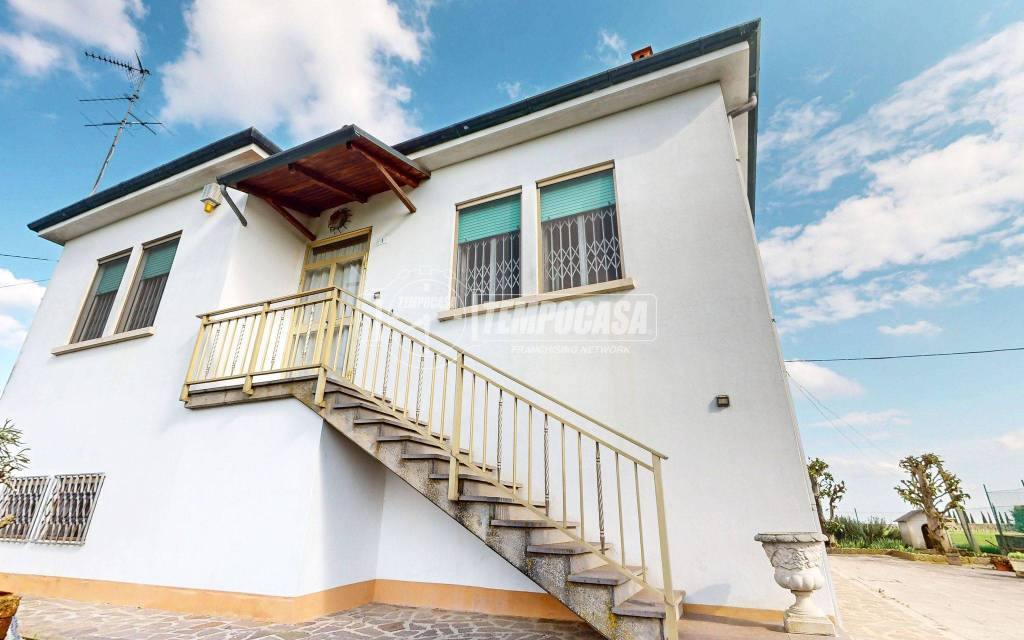 casa indipendente in vendita a Vigarano Mainarda