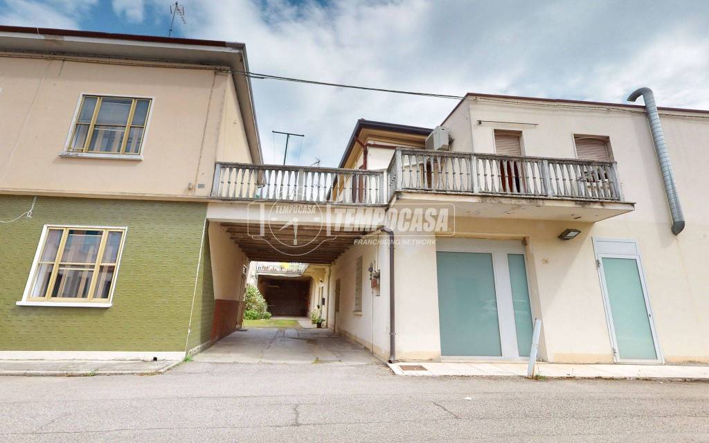 casa indipendente in vendita a Vigarano Mainarda